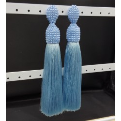 Licht blauwe tassel oorbellen