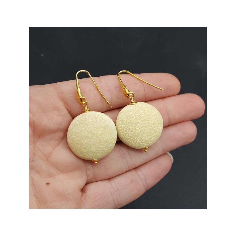 Oorbellen met beige Roggenleer