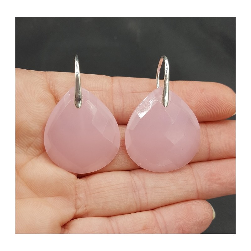 Zilveren oorbellen met grote roze Chalcedoon briolet