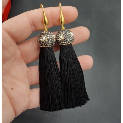Vergulde zwarte tassel oorbellen