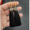 Vergulde zwarte tassel oorbellen