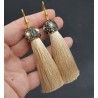 Vergulde beige tassel oorbellen met kristallen en parel