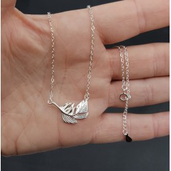 Zilveren ketting met blad hanger