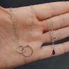 Zilveren ketting met twee cirkels