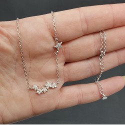 Zilveren ketting met sterretjes gezet met Zirkonia