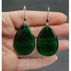 Zilveren oorbellen met grote Emerald groene quartz briolet