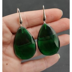 Zilveren oorbellen met grote Emerald groene quartz briolet