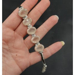 Zilveren armband gezet met vijf ovale facet Rozenkwarts stenen