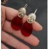 Zilveren oorbellen met Granaat rode quartz en cameo