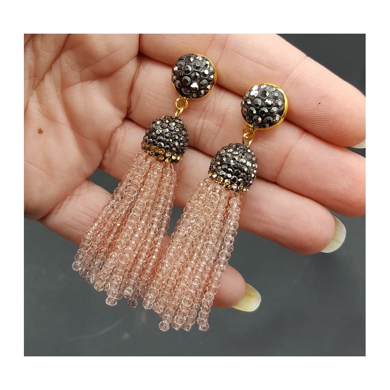 Tassel oorbellen met licht toze kristallen