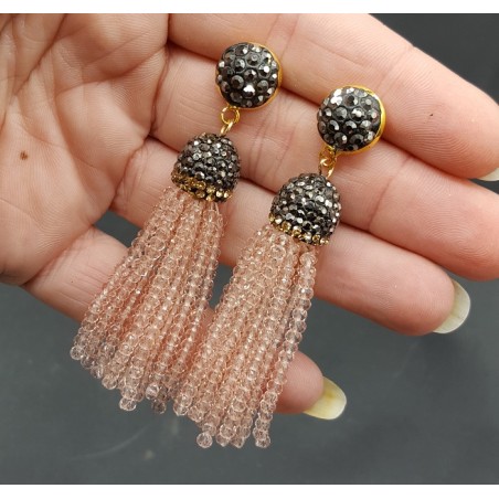 Tassel oorbellen met licht toze kristallen