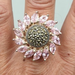 Zilveren ring gezet met Markasiet 18.5 mm
