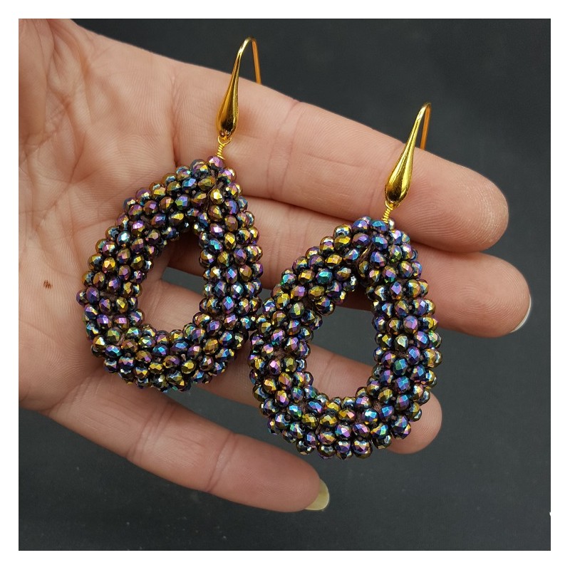 Vergulde oorbellen open druppel met multi kleuren metallic kristallen