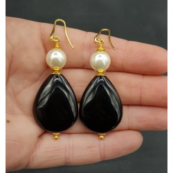 Oorbellen met grote zwarte Onyx en Parel