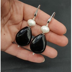 Oorbellen met schelp Parel en grote zwarte Onyx