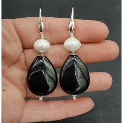 Oorbellen met schelp Parel en grote zwarte Onyx