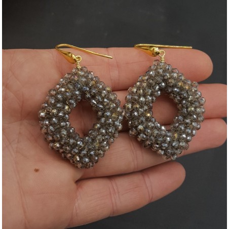 Vergulde braam oorbellen met black diamant kristallen