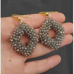 Vergulde braam oorbellen met black diamant kristallen