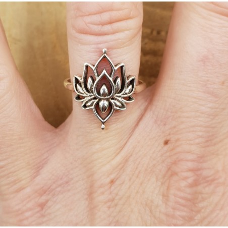 Zilveren ring met Lotus 16.5