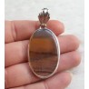 Zilveren hanger gezet met ovale Montana Agaat