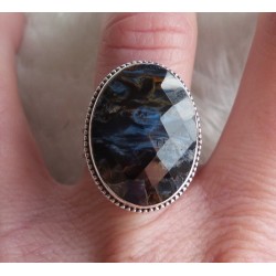 Zilveren ring met Pietersiet gezet in bewerkte setting 17.3 mm