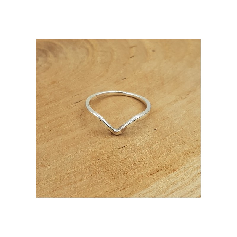 Zilveren V ring 17 of 18 mm