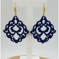 Oorbellen met blauw gelakte Buffelhoorn