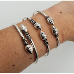 Zilveren armband bali style met lotus