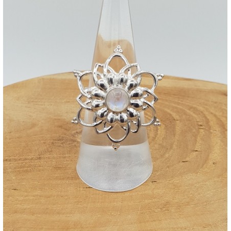 Zilveren mandala ring gezet met ronde cabochon Maansteen 17 mm