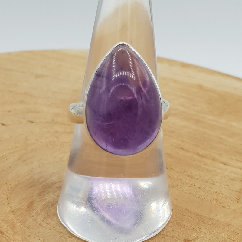 Zilveren ring gezet met druppelvormige cabochon Amethist 17.5 mm