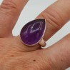 Zilveren ring gezet met druppelvormige cabochon Amethist 17.5 mm