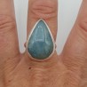 Zilveren ring gezet met druppelvormige cabochon Aquamarijn 18.5 mm