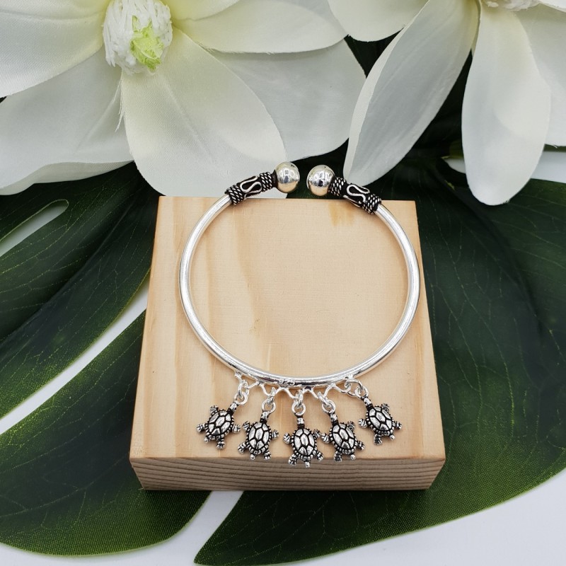 Zilveren armband / bangle met schildpadjes