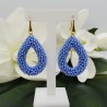 Vergulde braam glassberry oorbellen open druppel licht blauwe kristallen