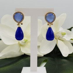 Vergulde oorbellen blauwe Kattenoog en blauw Chalcedoon