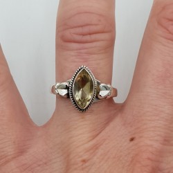 Zilveren ring gezet met marquise Citrien 17.5 mm