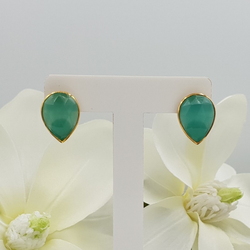 Vergulde oorknoppen gezet met aqua Chalcedoon