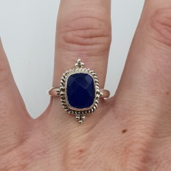 Zilveren ring gezet met rechthoekige blauw Chalcedoon 17.7 mm
