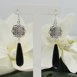 Zilveren oorbellen met smalle zwarte Onyx briolet