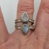 Zilveren ring gezet met twee druppelvormige Maanstenen 17.7 mm