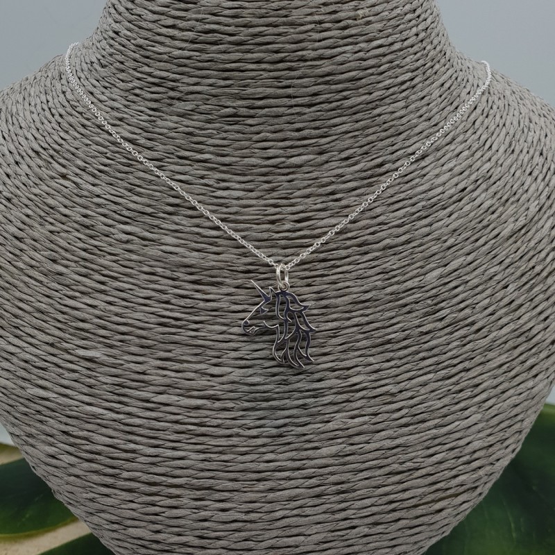 Zilveren ketting met eenhoorn hanger