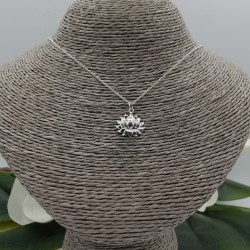 Sterling zilveren ketting met lotus hanger