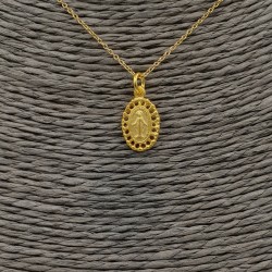 Vergulde ketting met Maria hangertje