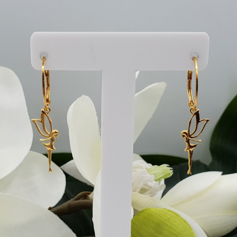 Vergulde oorbellen met elf hanger