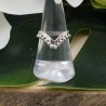Chevron V ring