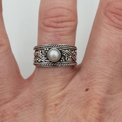 Zilveren ring met Parel
