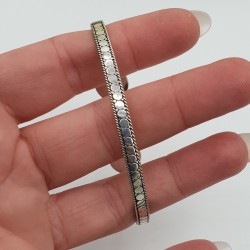 Zilveren beaded bangle armband