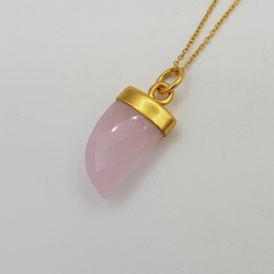Vergulde ketting met roze Chalcedoon hoorn hanger