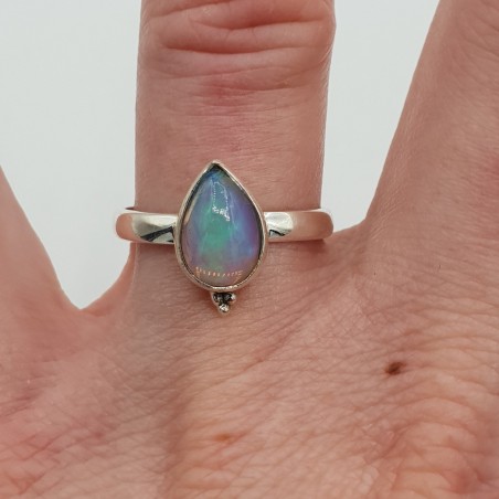 Zilveren ring met druppelvormige Ethiopische Opaal maaat 18 mm