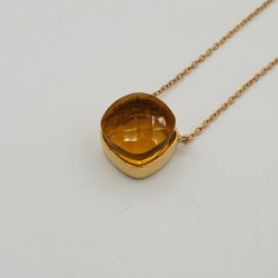 Vergulde ketting met vierkante Citrien quartz hanger